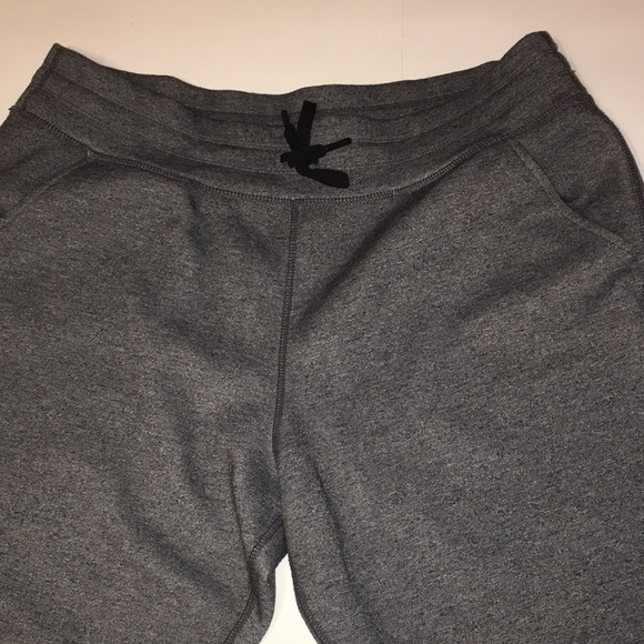 32° heat shorts - Picture 3 of 5